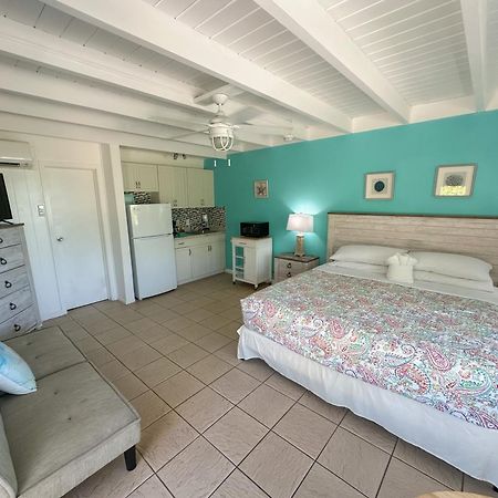 Pearl Beach Inn Englewood Extérieur photo