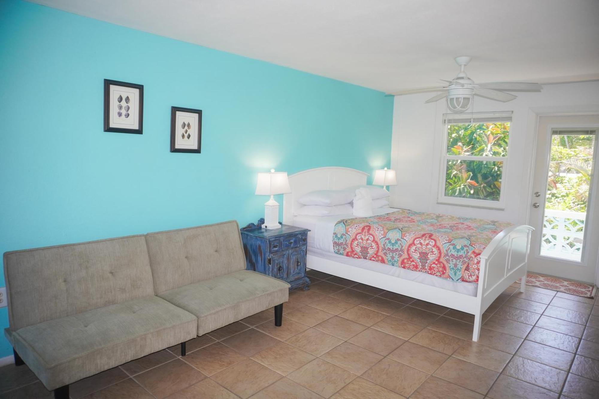 Pearl Beach Inn Englewood Extérieur photo