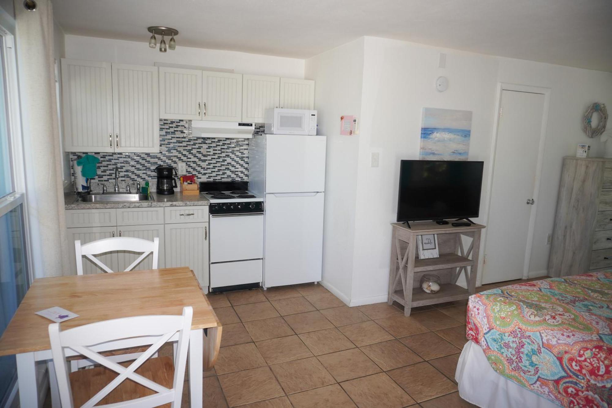 Pearl Beach Inn Englewood Extérieur photo